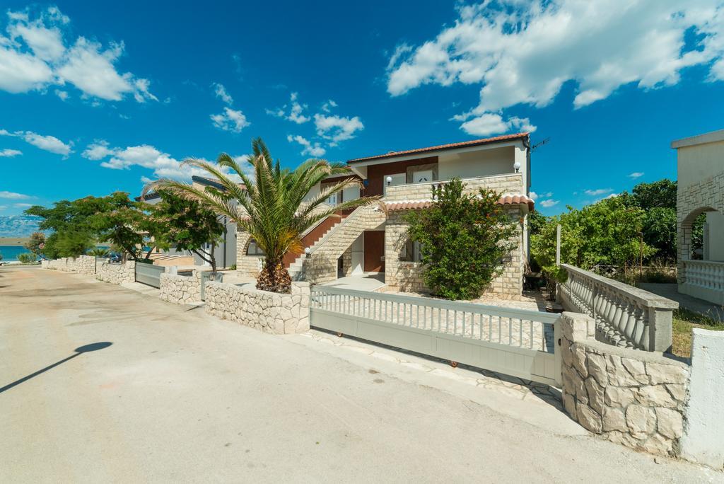 Apartments Lucica Vir Dış mekan fotoğraf