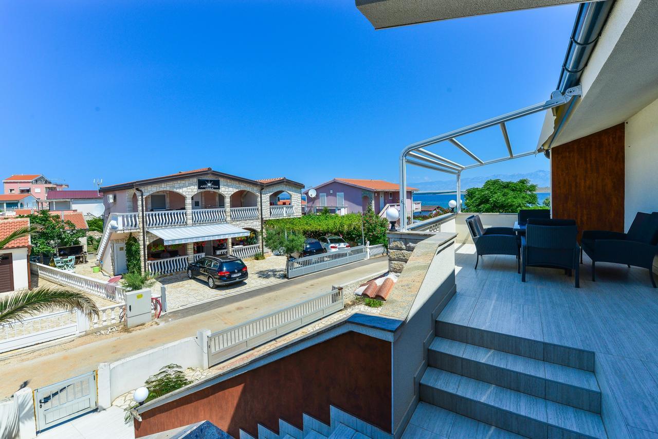 Apartments Lucica Vir Dış mekan fotoğraf