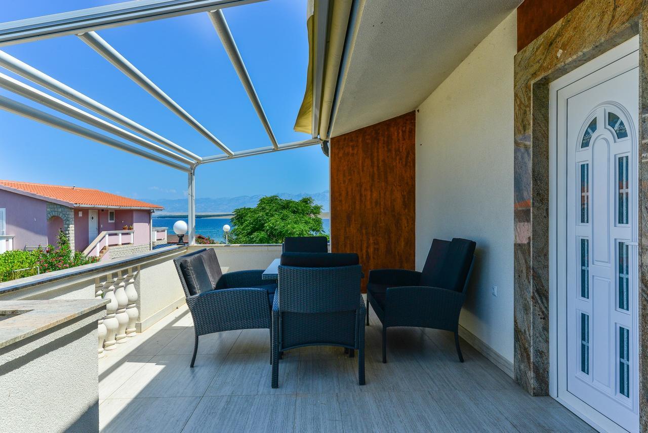 Apartments Lucica Vir Dış mekan fotoğraf